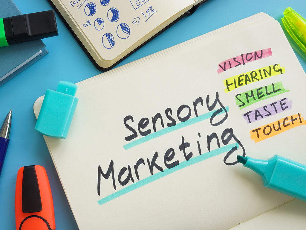 Die Magie der Sinne: Wie multisensorisches Marketing Kampagnen revolutioniert